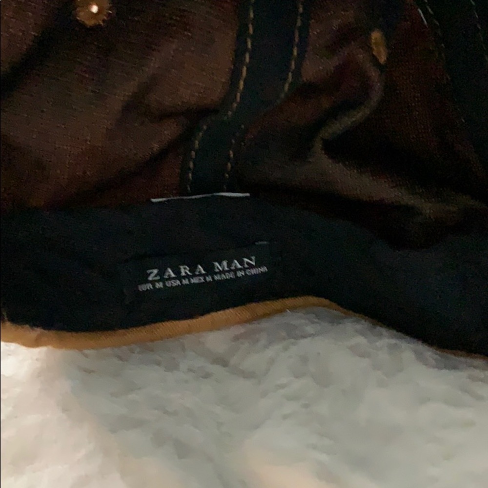 Zara Man SnapBack - Picture 4 of 5